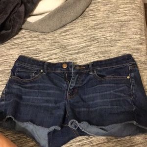 Gap shorts size 27